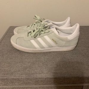 Light mint gazelle adidas